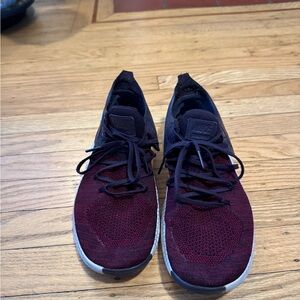 Nike Women's Knit Athletic Shoes